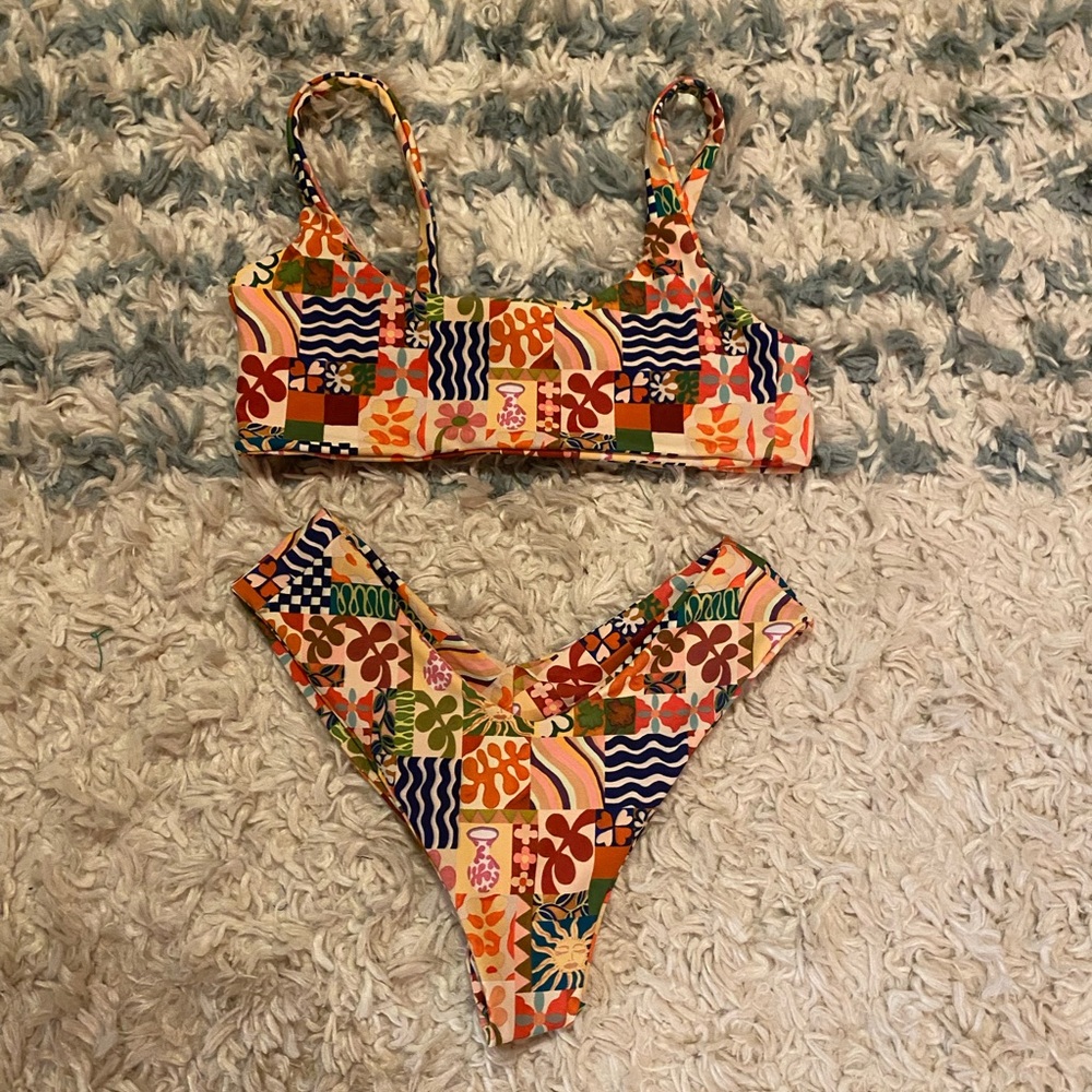 Skatie Patterned Bikini Set